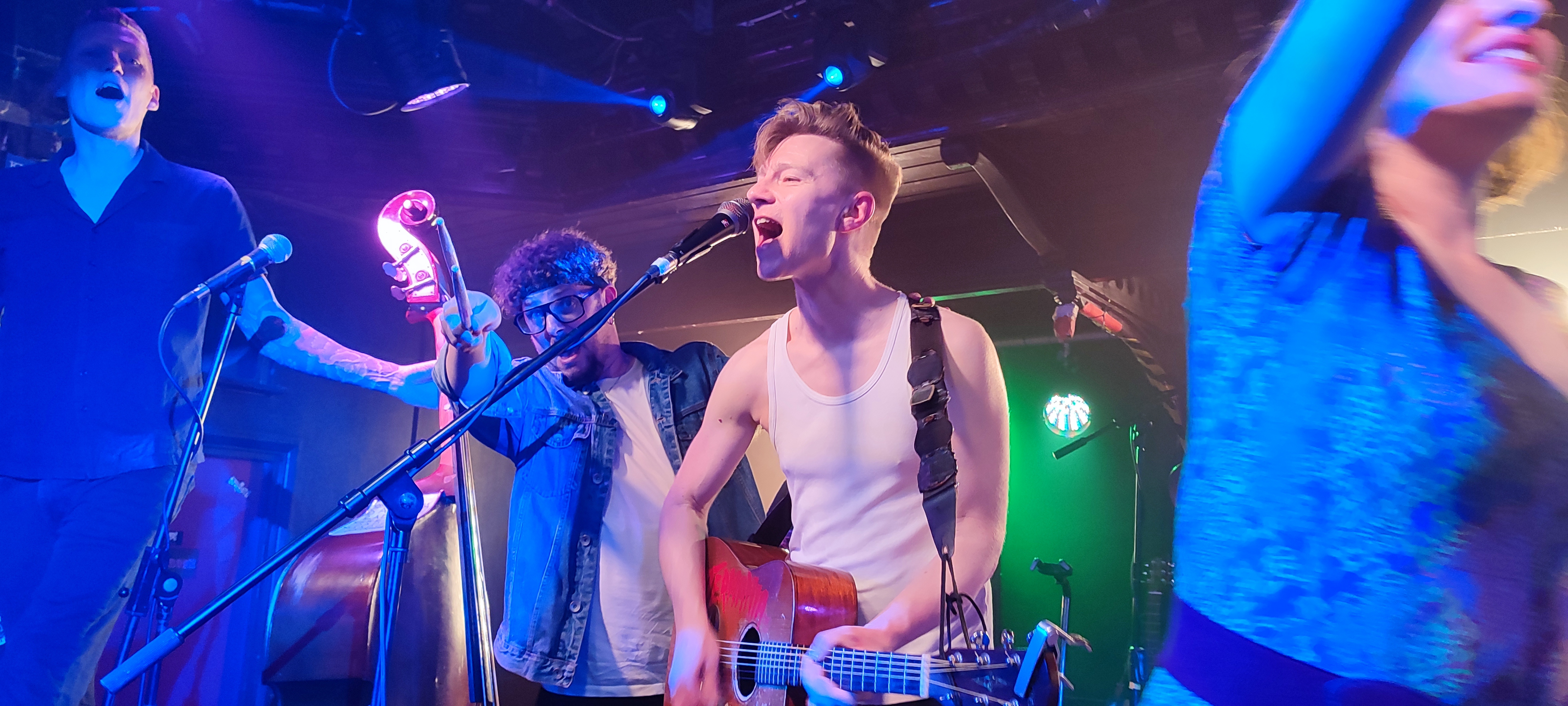 SkinnyLister2025-05-16EsquiresBedfordUK (9).jpg